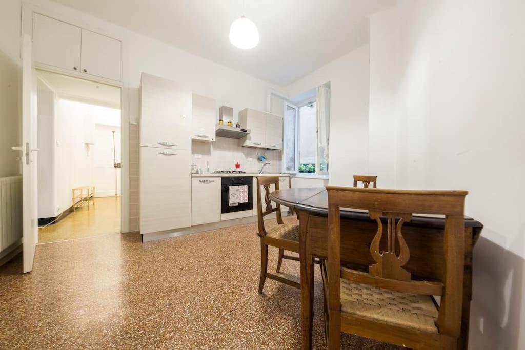 Agostino'S Apartment Janov Exteriér fotografie